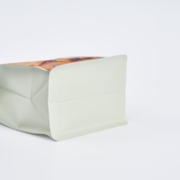 Sachets personnalisés en PE à fond carré avec impression en héliogravure, refermables et recyclables, pour l'emballage de biscuits et de snacks