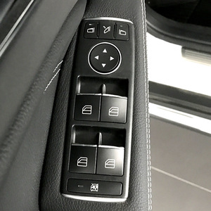 Pegatina para Botón de Elevación de Ventanas Mercedes-Benz, Plata Brillante, ABS, Autoadhesiva, Personalizada, Calcomanía para Coche, Piezas de Modificación - Product Image 1