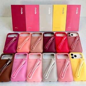 Étui de téléphone en silicone effet brillant à lèvres pour iPhone 11, 13, 14, 15, 16, 17 – Antichoc, support à <span class=keywords><strong>rouge</strong></span> à lèvres, design tendance pour les amoureux du maquillage - Product Image 3