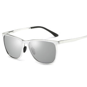Gafas de Sol con Protección UV400, Polarizadas, Clásicas, Modernas, para Hombre y Mujer, Diseño Italiano - Product Image 3