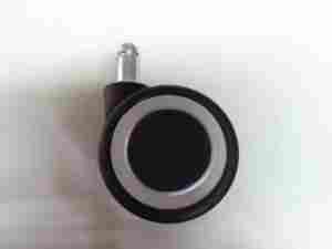 Roulette pivotante moderne en plastique de 65mm pour les tables de bureau chaises utilisation hospitalière et scolaire - Product Image 3
