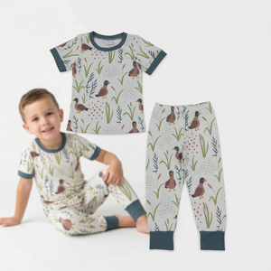 Wholesale Baby <b>Boy</b> Short Sleeves Ducks Shirt Pants Pajamas Clothes Set - Product Image 1