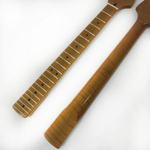 Manche de guitare électrique ST 22 frettes en érable flammé torréfié avec touche en érable finition brillante – Vente en gros - Product Image 1