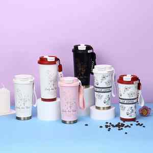 แก้วกาแฟสแตนเลส 304 คุณภาพสูง ลายดอกลิลลี่ออฟเดอะแวลลีย์ เก็บความร้อน-เย็น ป้องกันการรั่วซึม พกพาสะดวก ความจุเยอะ ดื่มได้สองแบบ - Product Image 1