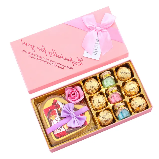 Boîtes de chocolats délimitées en carton de couleur avec logo personnalisé pour boîte cadeau de chocolat d'anniversaire saint valentin