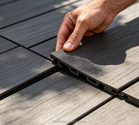 Planche de terrasse composite WPC co-extrudée antidérapante et imperméable pour projets de construction de villas et jardins