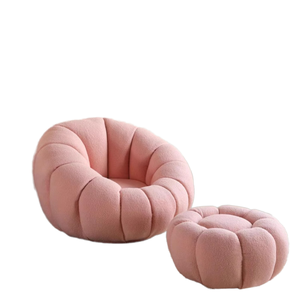 Sillón Individual de Terciopelo en Forma de Pétalo con Reposapiés - Product Image 1