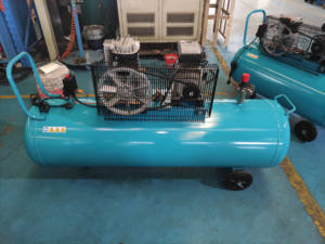 <span class=keywords><strong>Compresseur</strong></span> d'air à piston à courroie Louwei 4HP 8bar Machine <span class=keywords><strong>270</strong></span> <span class=keywords><strong>litres</strong></span> Machine 230V Grande capacité <span class=keywords><strong>Compresseur</strong></span> d'air à piston à entraînement par courroie - Product Image 2