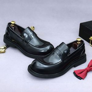 Chaussures de bureau décontractées pour hommes grande taille, style britannique, personnalisables, à bout pointu, légères, antidérapantes, de bonne qualité, neuves - Product Image 3