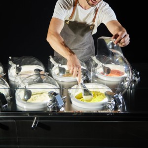 Machine à glaces et sorbets professionnelle Miles Galaxy Pro V6 à 6 pots, en acier inoxydable, système anti-buée, 750 coupes, sur pied - Product Image 1