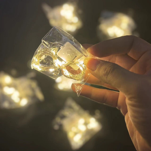 Guirlande lumineuse LED réglable Lumières de Noël clignotantes colorées dans de petites boîtes carrées blanches étanches pour décorations de fête - Product Image 4