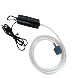 Aquariumbeluchtingspomp - milieuvriendelijk plastic, super stil, USB-aangedreven, 3 uitlaten, 1,5L, inclusief luchtsteen, flexibele slang, 1 jaar garantie - Product Image 2