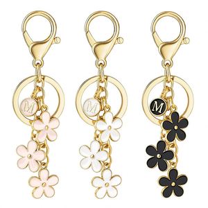 Porte-clés Alphabet Floral Rose Très Tendance Fait Main 26 Lettres en Métal – Décoration de Sac Mignonne et Élégante, Idéal Cadeau - Product Image 5