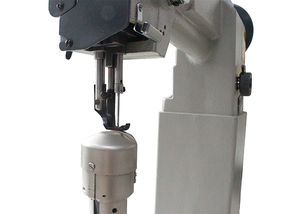 Machine à coudre industrielle à point noué à bras long - Product Image 2
