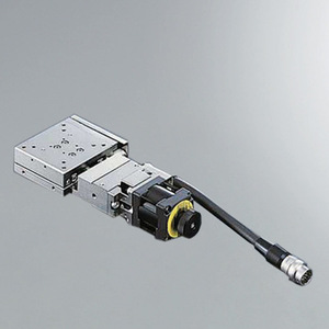 Table coulissante sans moteur Suruga Seiki KXC06020V pour axe X avec rail de guidage transversal, axe creux ultra-précision, charge dynamique 1800N - Product Image 1