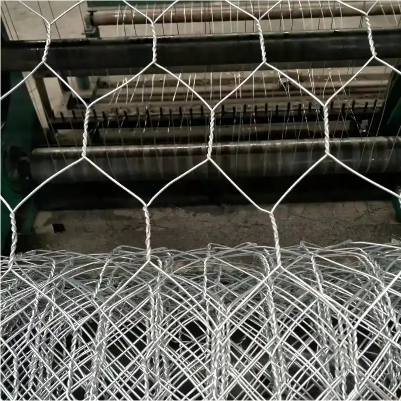 Hot dip electro galvanized animal cage fence poultry chicken hexagonal wire mesh