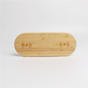 Chargeur sans fil en bambou 2 en 1 personnalisé avec protection OTP pour S21 Note pour -7W de puissance de sortie - Product Image 4