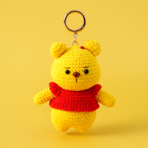 Portachiavi orsetto <span class=keywords><strong>Winnie</strong></span> fatto a mano all'uncinetto, ciondolo per borsa in lana, accessorio per auto, bambola intrecciata, accessorio in lana - Product Image 4