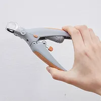 Coupe-ongles LED pour animaux de compagnie avec lumière visible, poignée ergonomique, sûr et sans stress, outil de toilettage pour chiens et chats