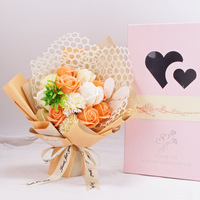 Saint-Valentin, Fête des Mères, Noël : Boîte cadeau de fleurs artificielles créatives en savon (œillets et roses) – Vente en gros usine