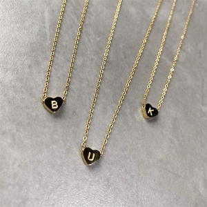 Collar EManco con Letra <span class=keywords><strong>J</strong></span> Grabada en Colgante de Corazón, Cadena de Acero Inoxidable Dorado, Joyería Delicada para Uso Diario - Product Image 4