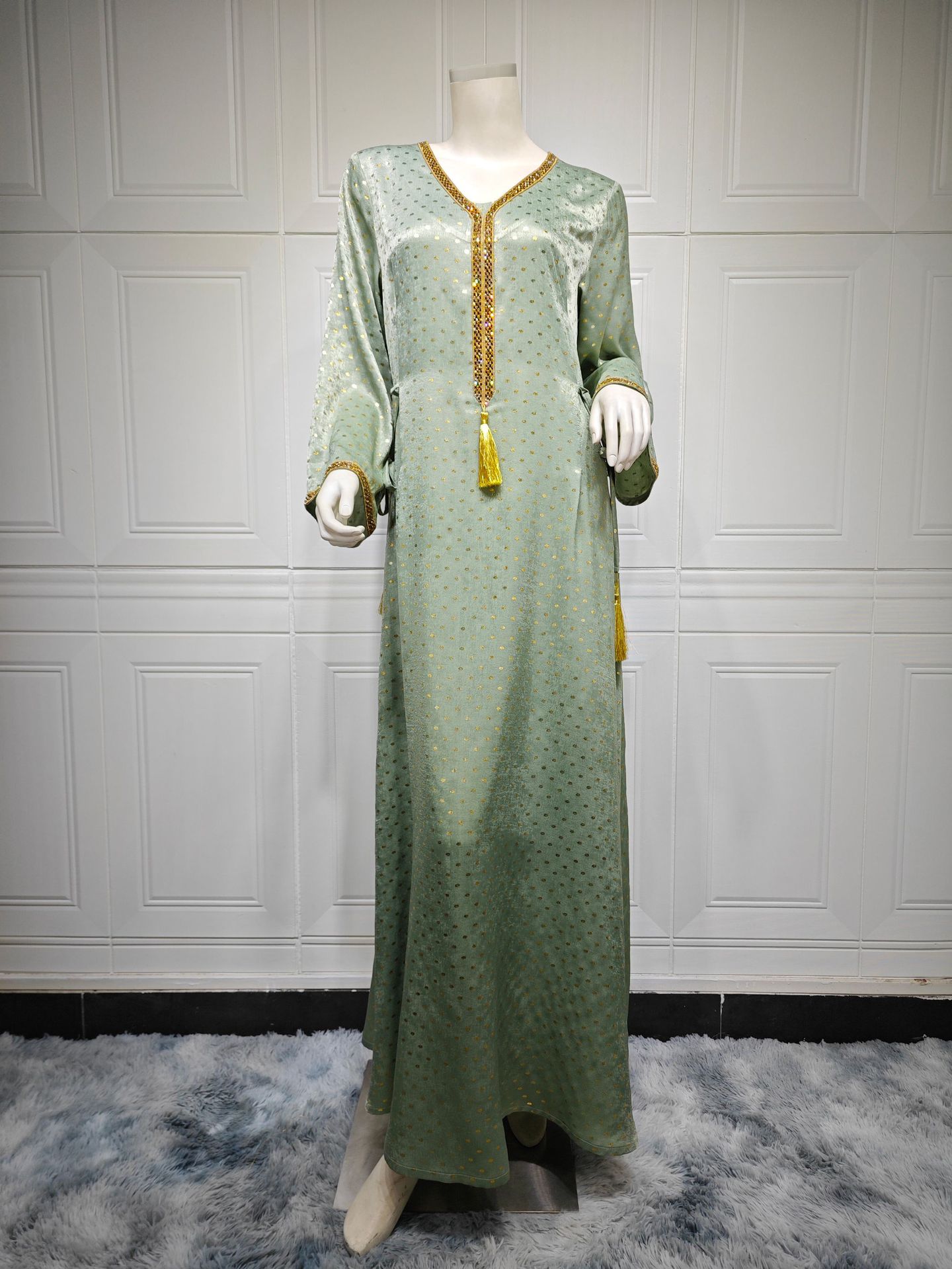 Yibaoli Manufacturer Women Morocco Dubai Muslim Eid Kaftan Islamic Velvet  Fabric Green Kaftan Abaya Caftan Dresses| Alibaba.com