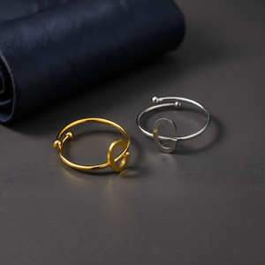 แองเจลิน่าแหวนสแตนเลสพร้อมตัวอักษร C 6 มม. เครื่องประดับแฟชั่นสำหรับทุกเพศสวมใส่ทุกวัน - Product Image 2