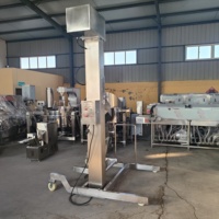 Automatische Bewegende/Vaste Vleesbak Lifter 200l Standaard Vlees Truck Industriële Vlees Lifter Emmer Lift Lift Lift Voor Voedselverwerking