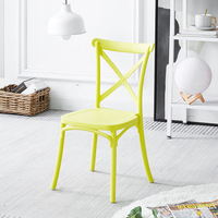 Chaise de salle à manger contemporaine en PP pour extérieur, balcon, cour, imperméable et résistante au soleil, idéale pour hôtel