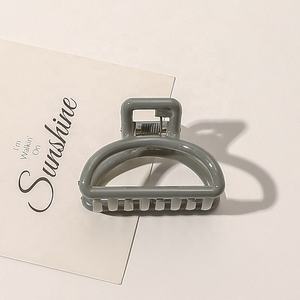 مزاجه أنيقة البوق القبض على فتاة رخيصة أزياء صغيرة من البلاستيك مشبك شعر - Product Image 6