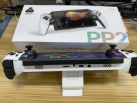 Konsol Game Genggam M28 Layar 7.1 Inci Android 13 Pemutar Game Retro Wi-Fi Putih untuk PSP PS2