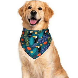 Écharpe triangulaire pour animaux de compagnie, personnalisable avec logo, douce, respirante, en polyester, pour l'extérieur, idéale pour offrir en cadeau - Product Image 1
