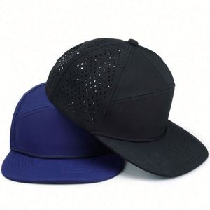 Casquette de golf personnalisée à 7 panneaux avec maille perforée découpée au laser, casquette de baseball sportive perforée avec cordon, casquette à visière plate style urbain unisexe - Product Image 1