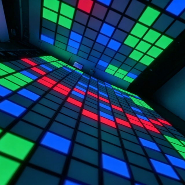 Factory Price Inductive Luminous Interactive Floor Outdoor Square Foot Stepping Gravity Floor Tile Light