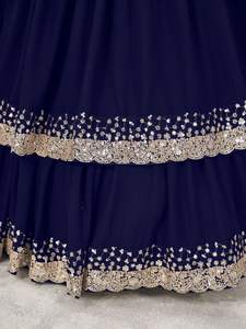 Lehenga bleu foncé moderne et fluide en georgette douce, orné d'une bordure en dentelle à sequins argentés, ajoute une touche d'élégance royale et de brillance. Prix de gros. - Product Image 2