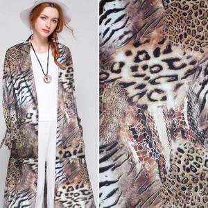 Tissu imprimé peau d'animaux personnalisée de haute qualité, en mousseline polyester, en daim, chita africaine, pour manteau - Product Image 3