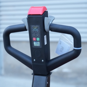 Chariot à palettes électrique AC20, capacité de charge de 2 tonnes, utilisation en intérieur, longueur de fourche de 1200 mm - Product Image 6