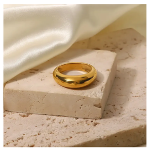 Joyería de acero inoxidable chapada en oro de 18 quilates resistente al agua de calidad superior, anillos gruesos redondos geométricos de alto pulido para mujer - Product Image 4