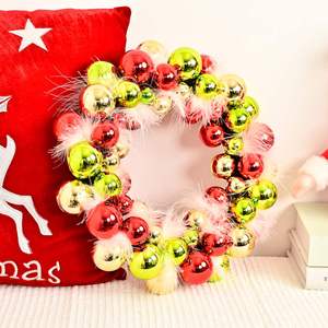 Nouvelle couronne de Noël d'intérieur de luxe faite à la main en plumes d'oie, 35 cm, avec boules électroplaquées colorées, alimentée par piles, à suspendre à la porte - Product Image 2