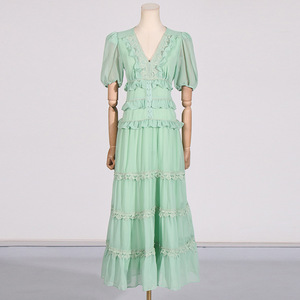 Temperament Elegance 2024 invierno nueva <span class=keywords><strong>moda</strong></span> <span class=keywords><strong>hongo</strong></span> decoración hoja de loto empalme encaje vestido largo para <span class=keywords><strong>mujer</strong></span> - Product Image 3