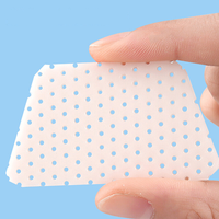 Attelle nasale thermoplastique moulable pour l'immobilisation post-rhino-plastie, post-septoplastie et des fractures nasales