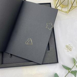 Diario de PU con logotipo personalizado, cuaderno de papel negro, conjunto de diario de papelería con bolígrafo, A5 - Product Image 4