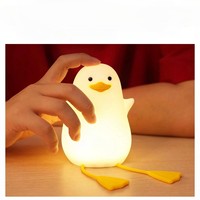 Luz Nocturna de Silicona con Forma de Pato, Lámpara con Sensor Recargable por USB RGB, Regalo para Decoraciones Navideñas, Decoración de Habitación, Pequeña Luz de Noche