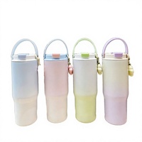 Grande Tasse Isotherme Classique en Acier Inoxydable de 900 ml avec Couvercle et Paille, Portable, Idéale comme Cadeau