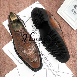 รองเท้าหนังผู้ชายแบบเปิดนิ้วเท้า สไตล์ลำลองทางธุรกิจ ประดับมุก แบบอังกฤษ ทรงอ็อกซ์ฟอร์ด พื้นหนา เพิ่มความสูง - Product Image 4