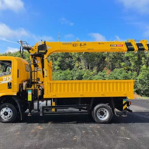 Grue <span class=keywords><strong>la</strong></span> <span class=keywords><strong>moins</strong></span> <span class=keywords><strong>chère</strong></span> au <span class=keywords><strong>monde</strong></span> Dongfeng 4x2 7T, grue de camionnette, grue de camionnette compacte, flèche de 3,3 m, entretien gratuit à l'étranger - Product Image 3