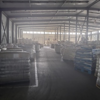 Déshydratant d'argile bentonite sèche à l'air adsorbant de charbon actif minéral pour les aliments Plastifiant pour le cuir Agent auxiliaire chimique