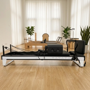 Reformer de Pilates Compacto de Aluminio y PE, Modelo F-Reformer para Gimnasio y Hogar, Logotipo Personalizado, Cuero de Microfibra Duradero - Product Image 1