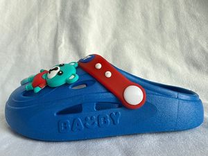 Ciabatte per bambini in PVC blu con suola antiscivolo da 15 mm, scarpe estive a infradito per ragazzi dai 4 ai 6 anni - Product Image 3
