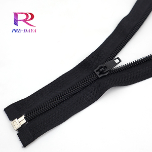 Haute Qualité No.5 Couleur Nylon Bande Couleur Vendre <span class=keywords><strong>au</strong></span> Mètre Nylon Zipper Roll 5 # Nylon Zipper pour Sac - Product Image 4